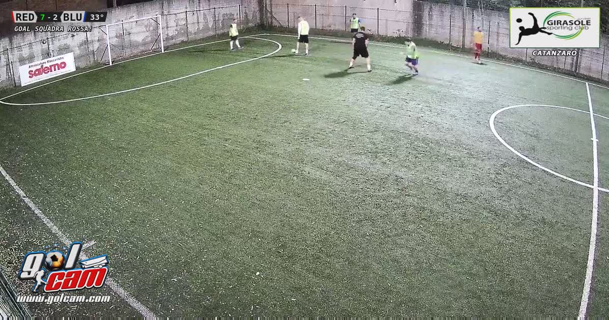 Goal centro campo