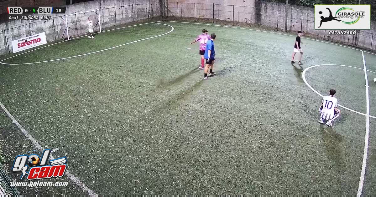Gol all"incrocio di piede debo