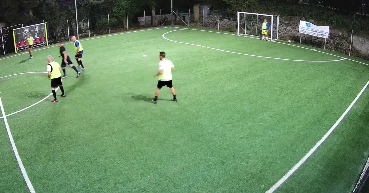 Tiro da fuori