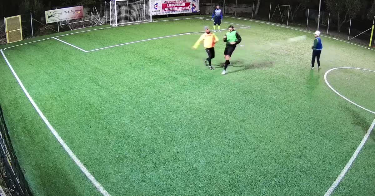 Portiere si rifà delle papere