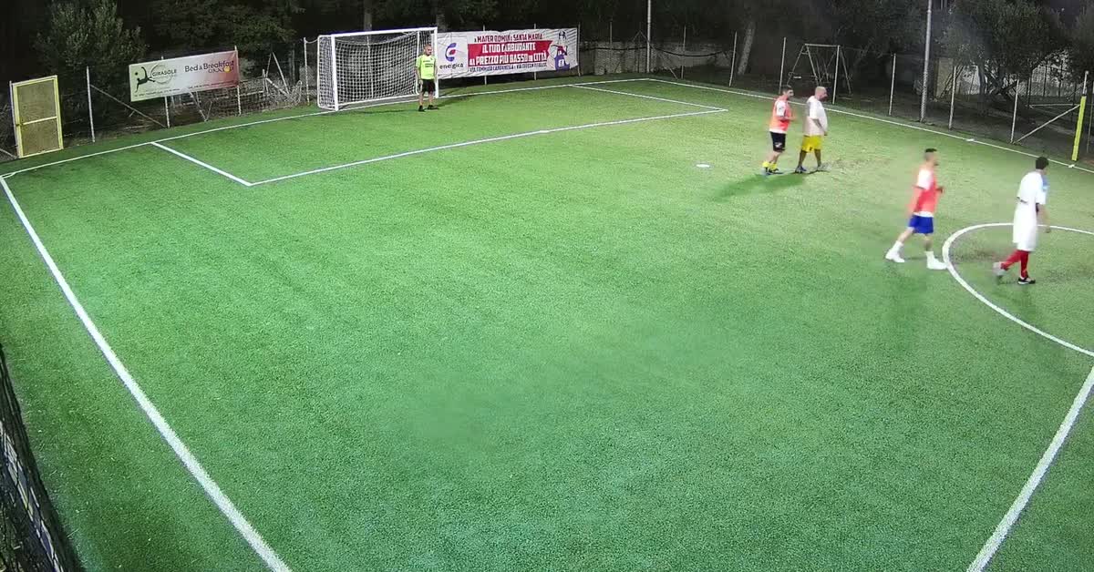 Tiro da fuori