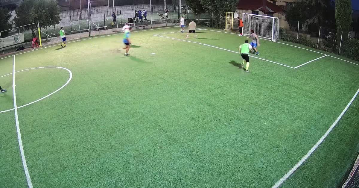 Bomba dalla distanza( parata )