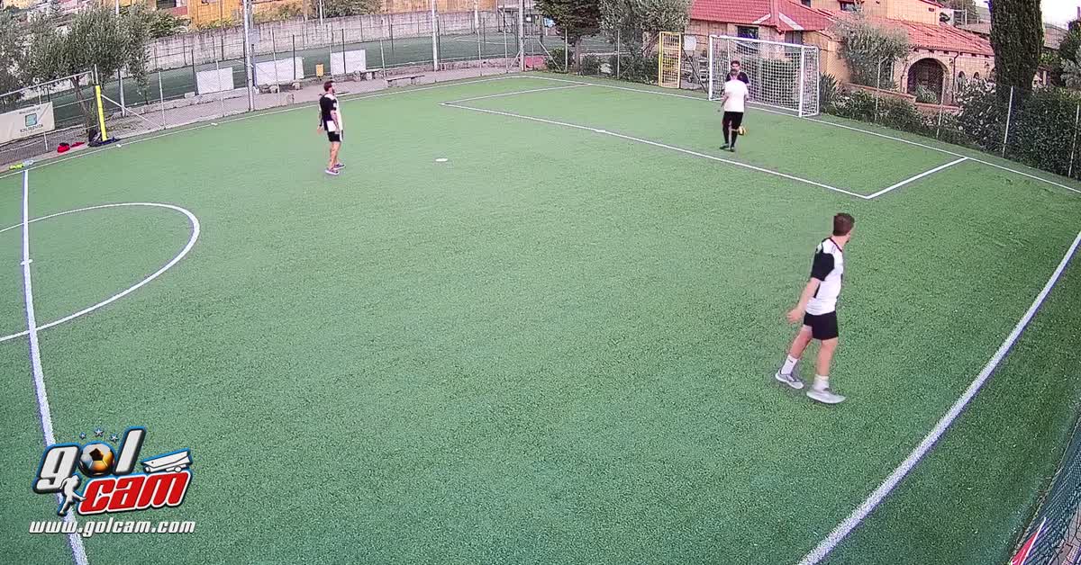 Assist da centravanti 
