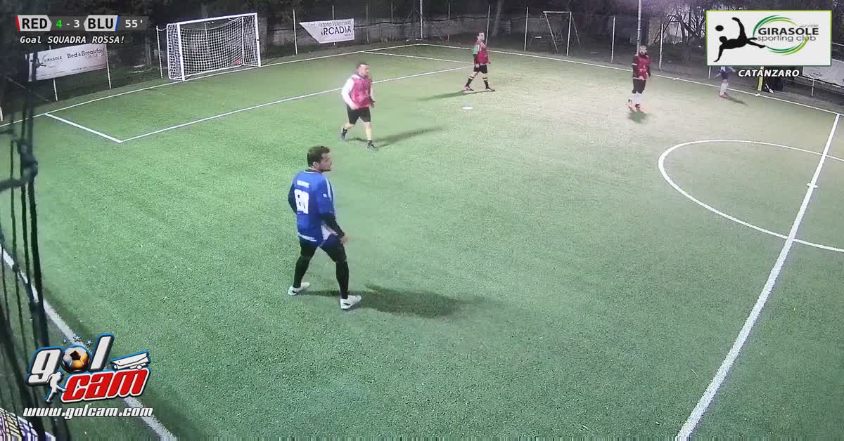 Sul secondo palo 