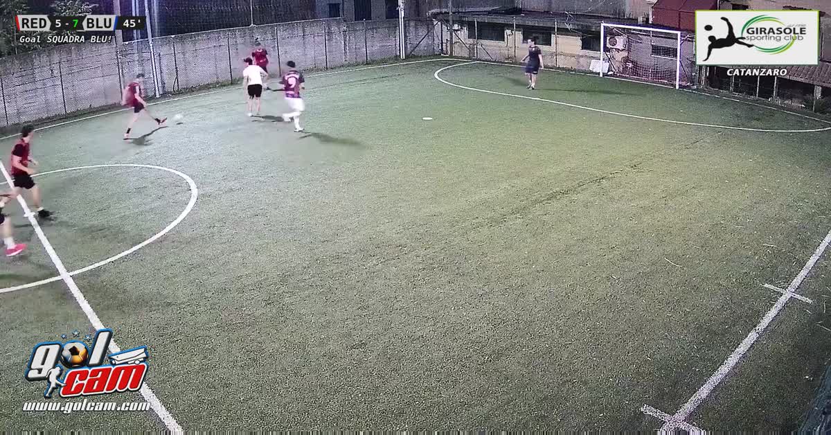 Botta sul primo palo