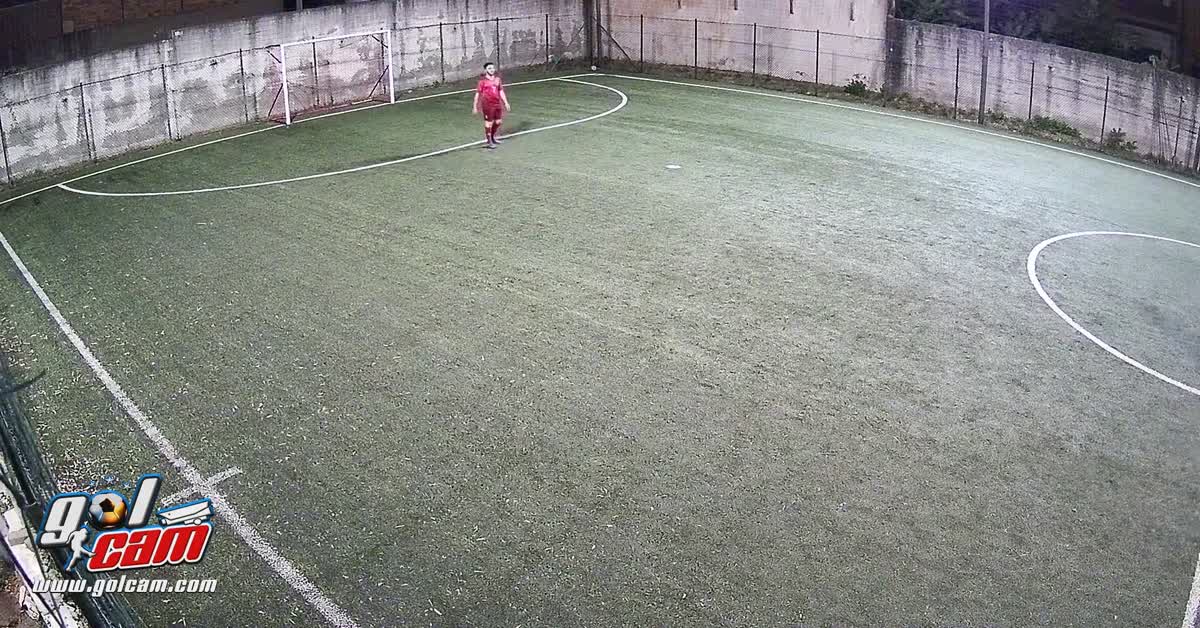 Assist man 4