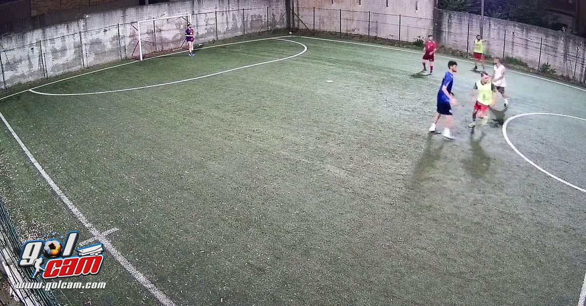 Assist man 5