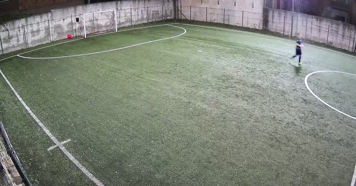 Gol con tutnel