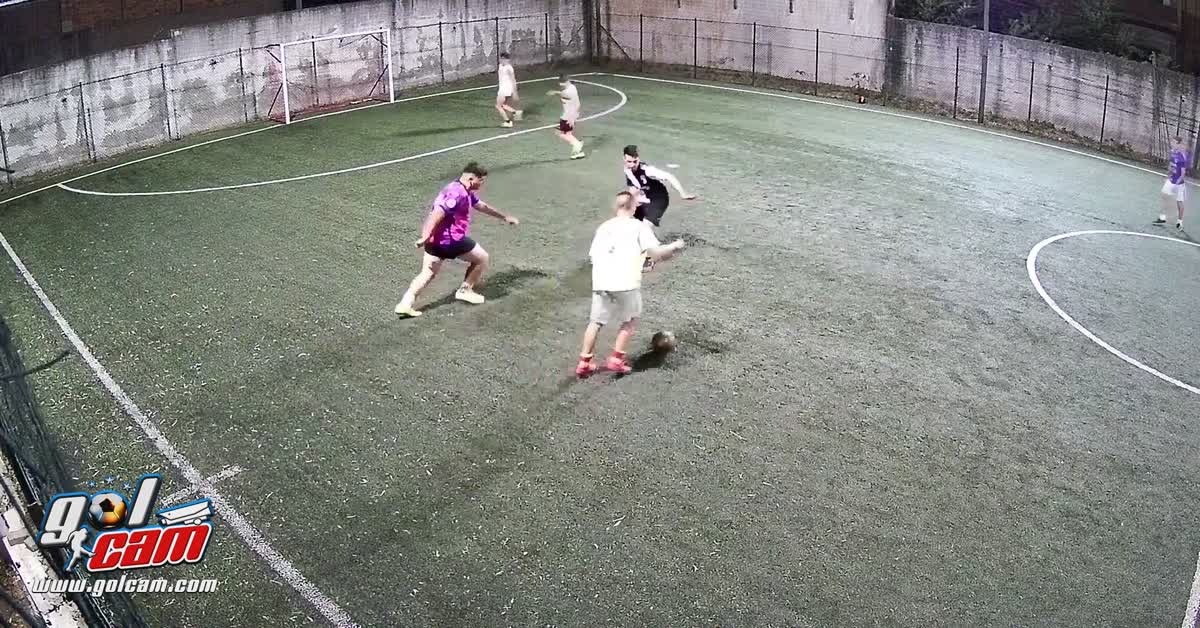 Tiro da centro campo