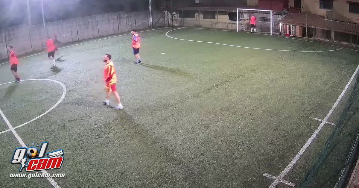 Gol tiro con dribbling