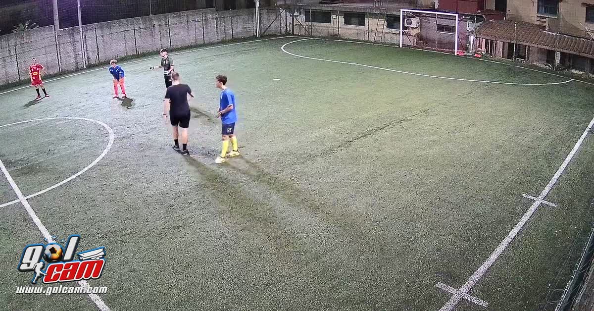 Goal da centro campo 