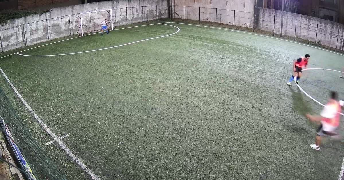 dribbling e tiro da fuori