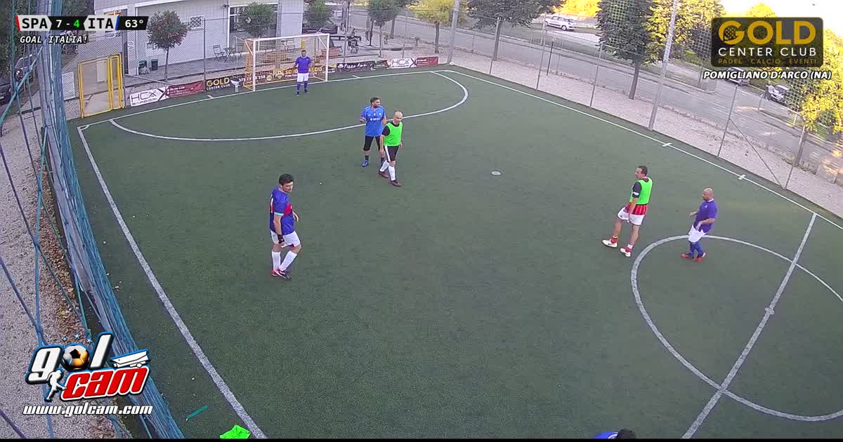 Tiro sul primo palo 