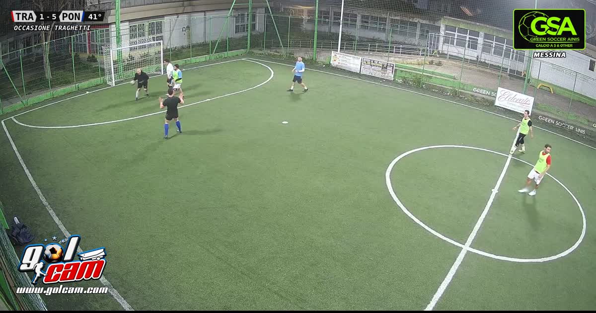 Dribbling e gol mancato