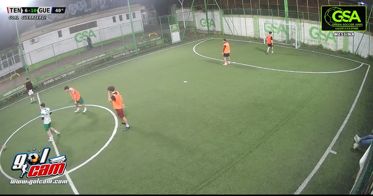 Stop di tacco e gol