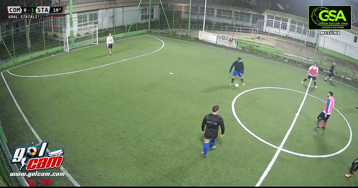 Tiro da fuori e gol 
