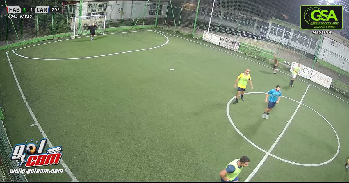Dribbling e palo gol