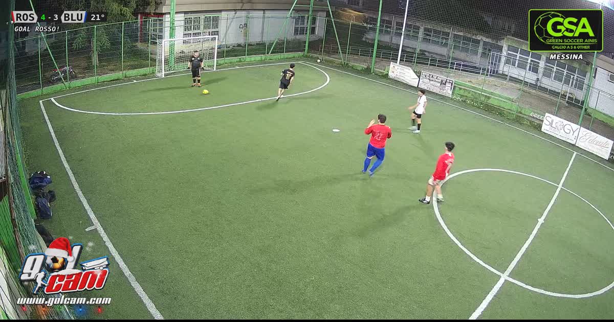 Goal dentro l" area 