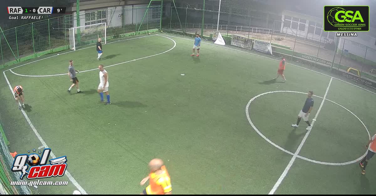 Pressing furioso e goal rapina