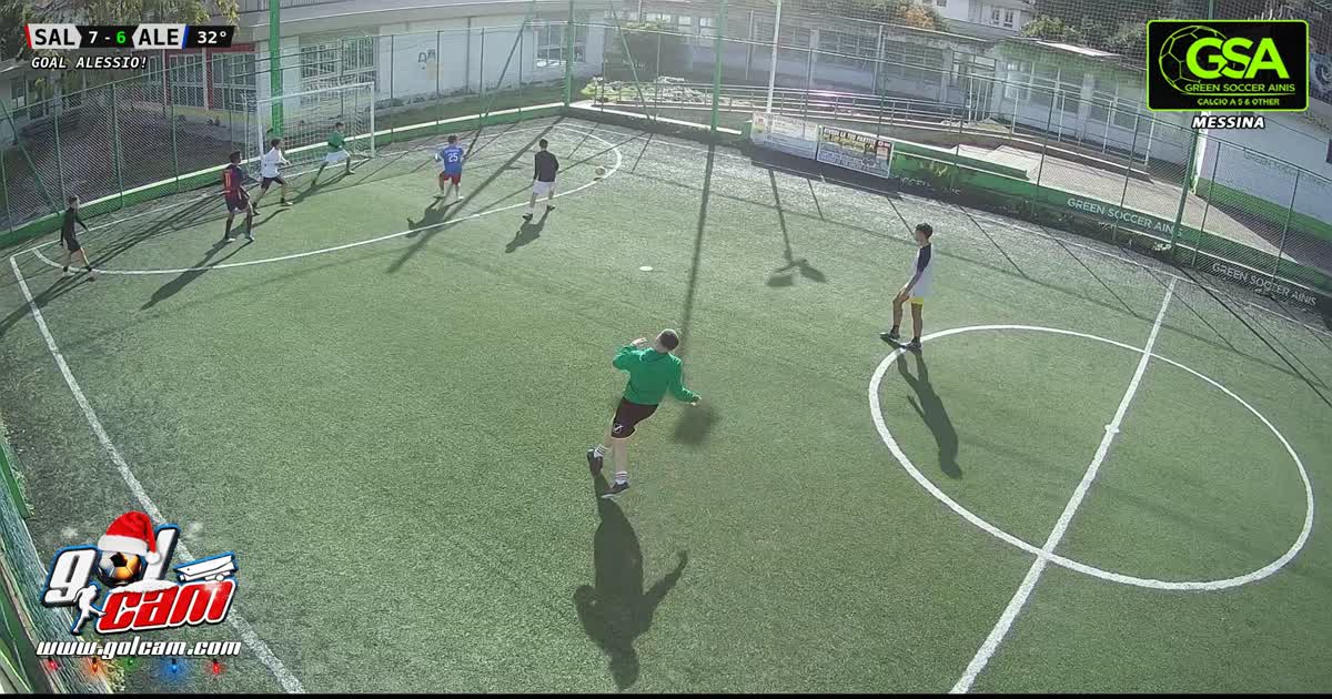 gol da centro campo 