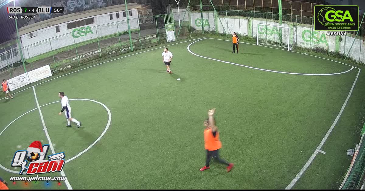Tiro centrocampo