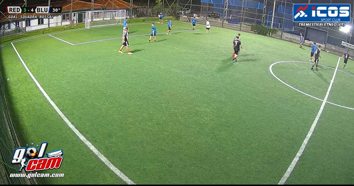 gol con tunnel al portiere