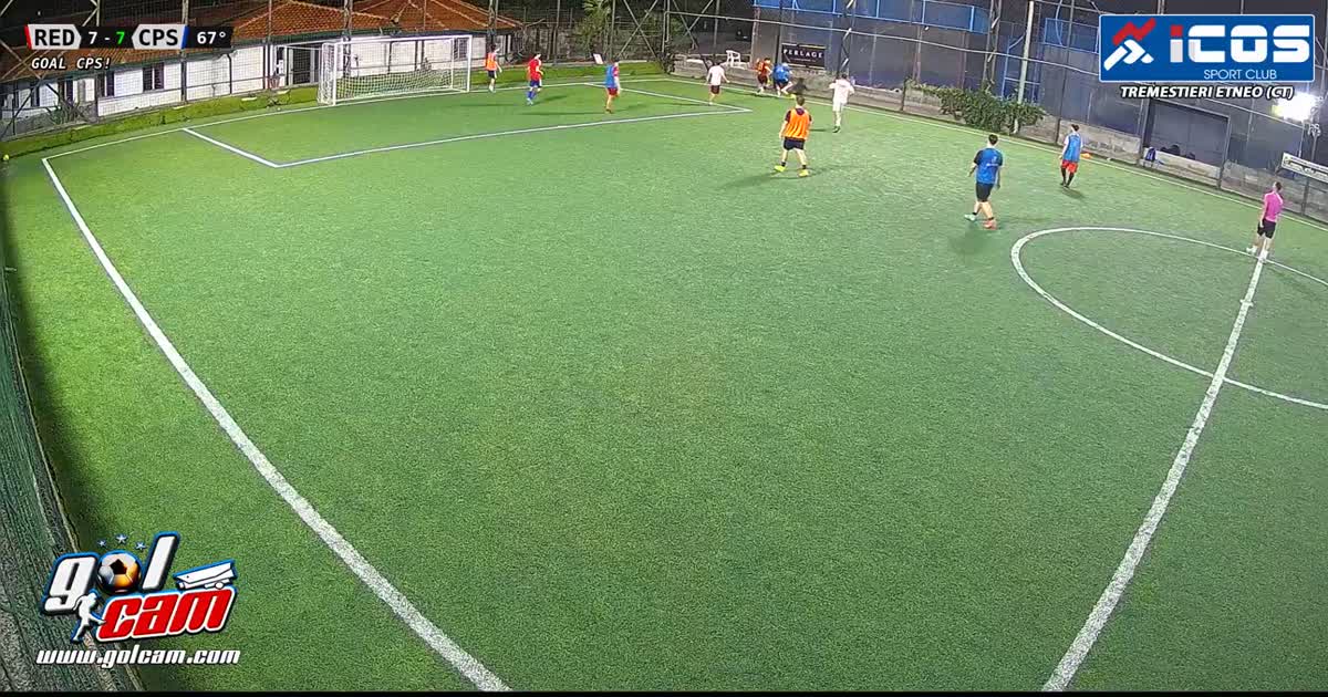 Dribbling vs 5 e gol fortunoso