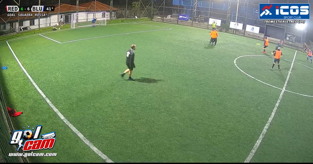 Leo, altro goal da fuori