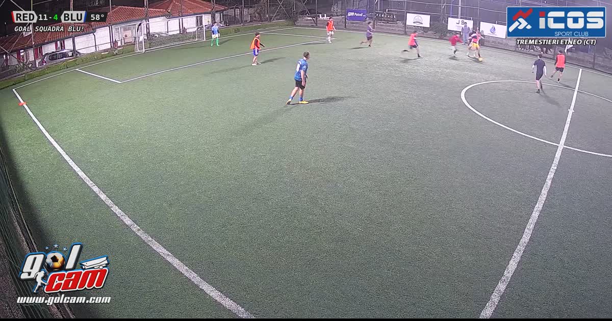 Tunnel e gol da fuori