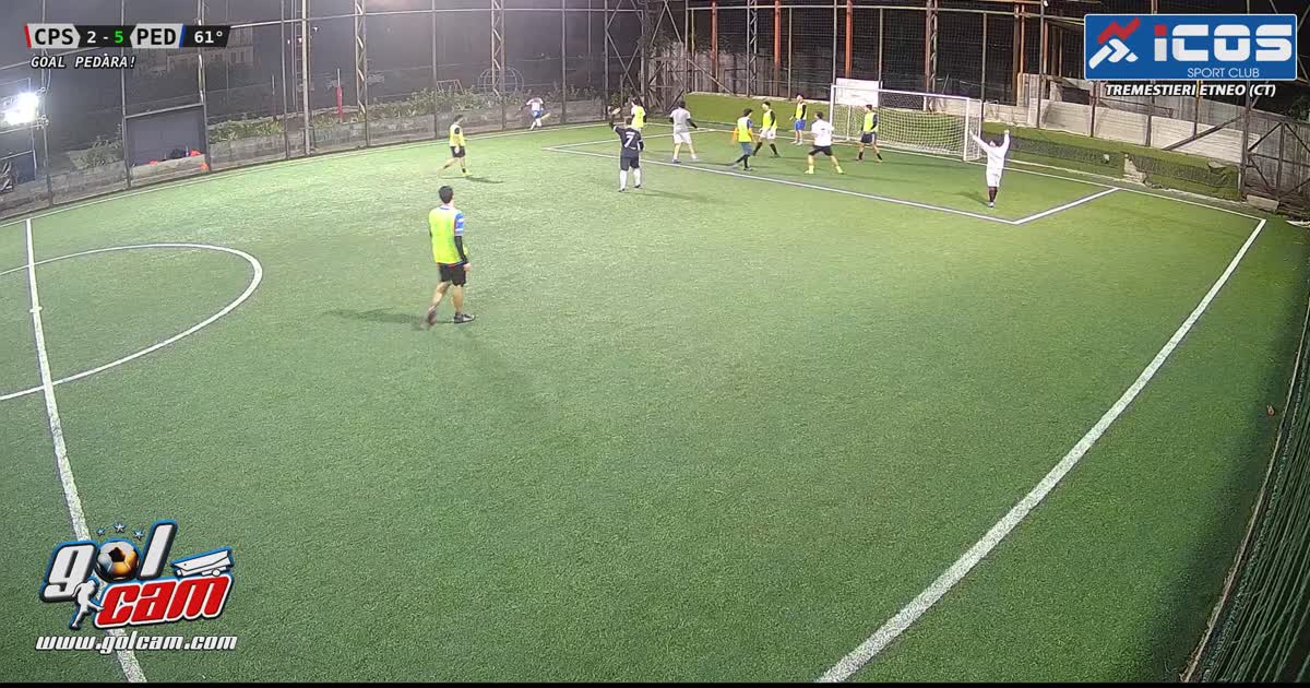 Gol superando il portiere