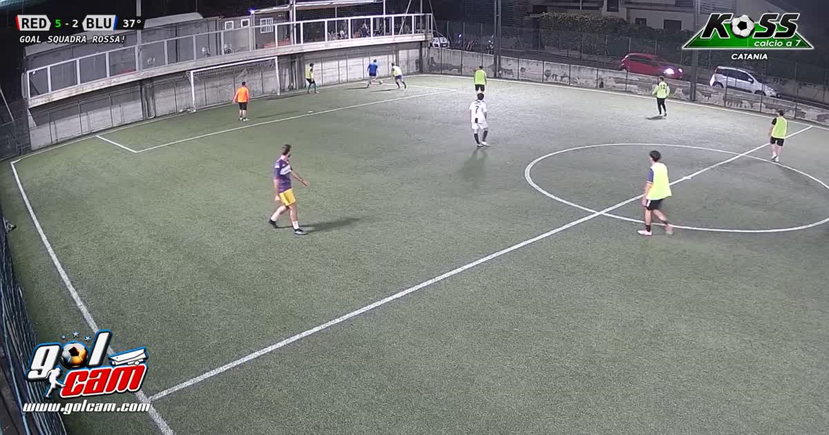 gol dentro area