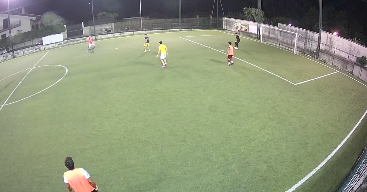 Cristian distrugge il campo