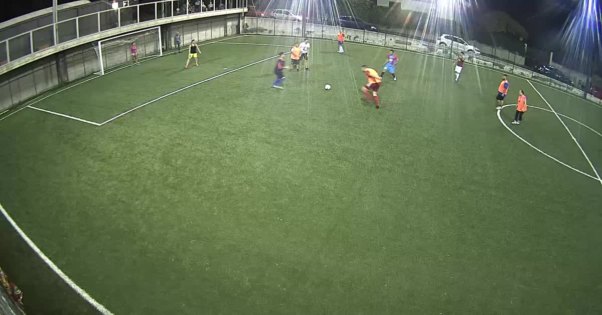 Retropassaggio di tacco e gol