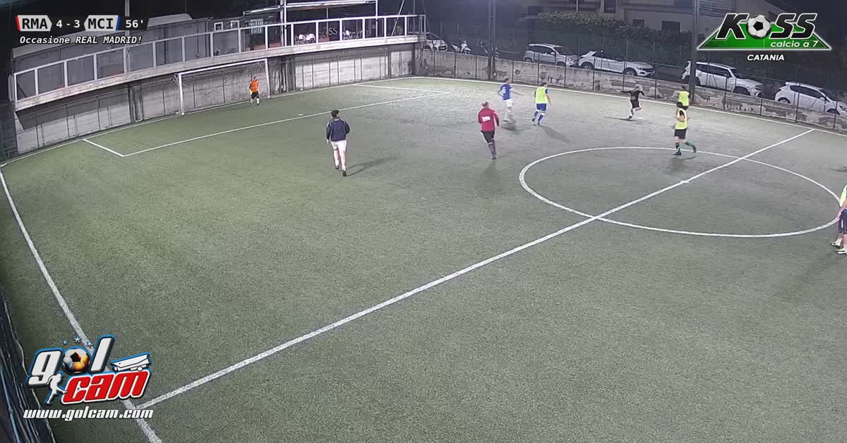 Assist di prima, goal fallito!