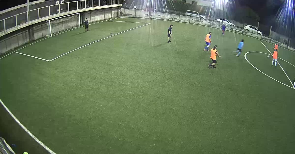 Tentativo di assist, peccato! 