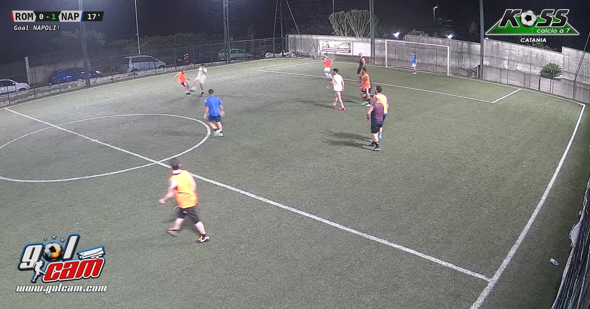 Assist al bacio e lob in rete!