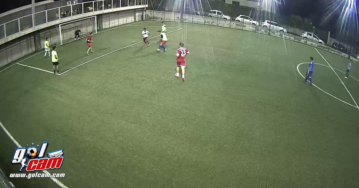 Dribbling e gol 