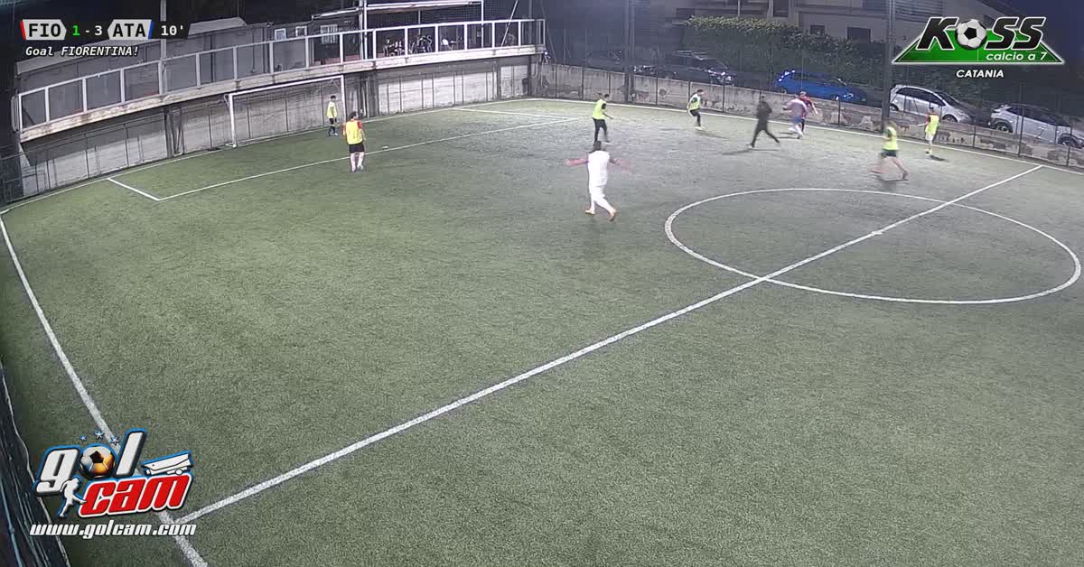 Gol da fuori con uno due