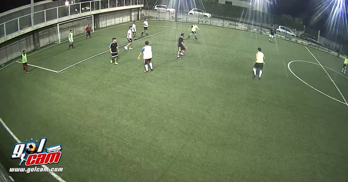 Calcio con la F