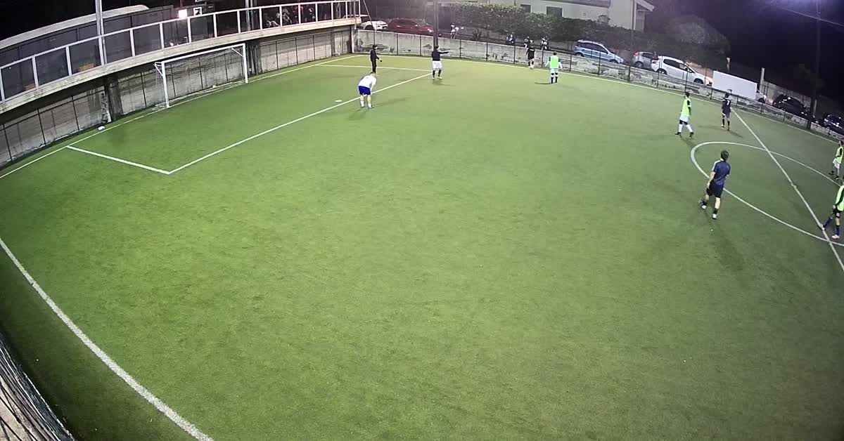 Stop, tiro, goal! 