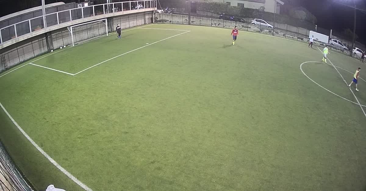 Tiro da fuori