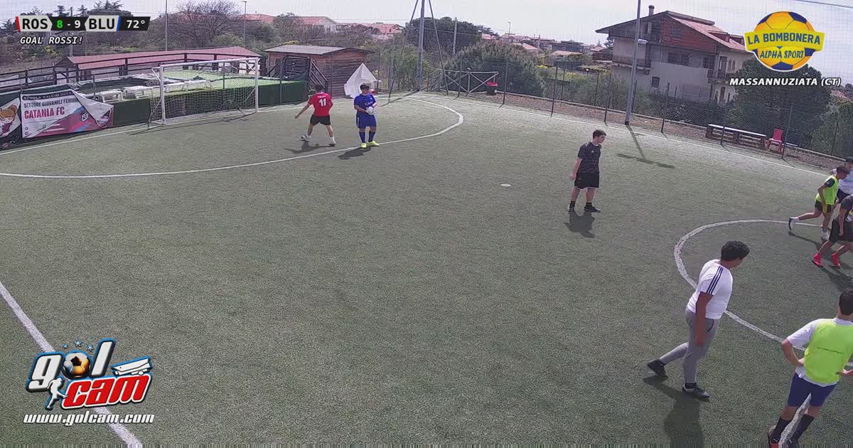 Rashford dal centrocampo 