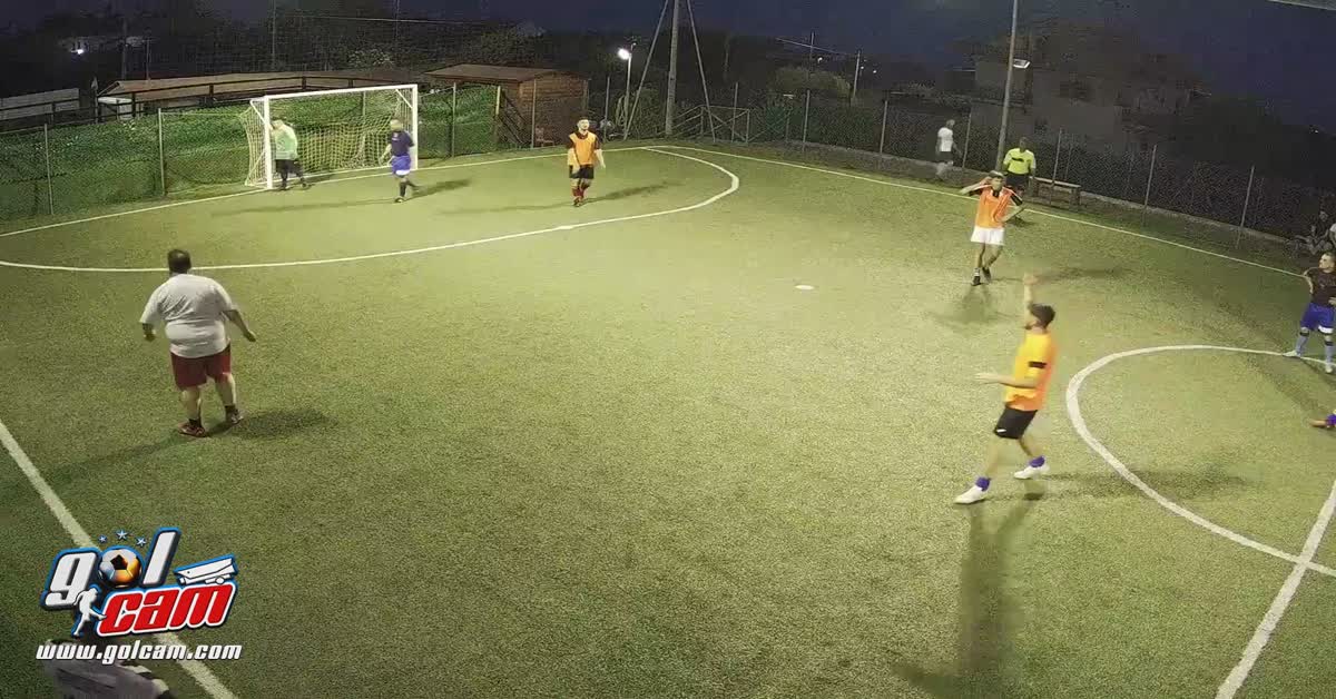 Gol lucaaaaa