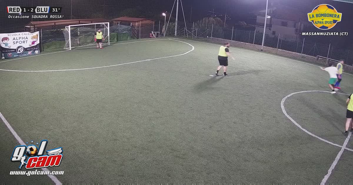 Tiro centrocampo