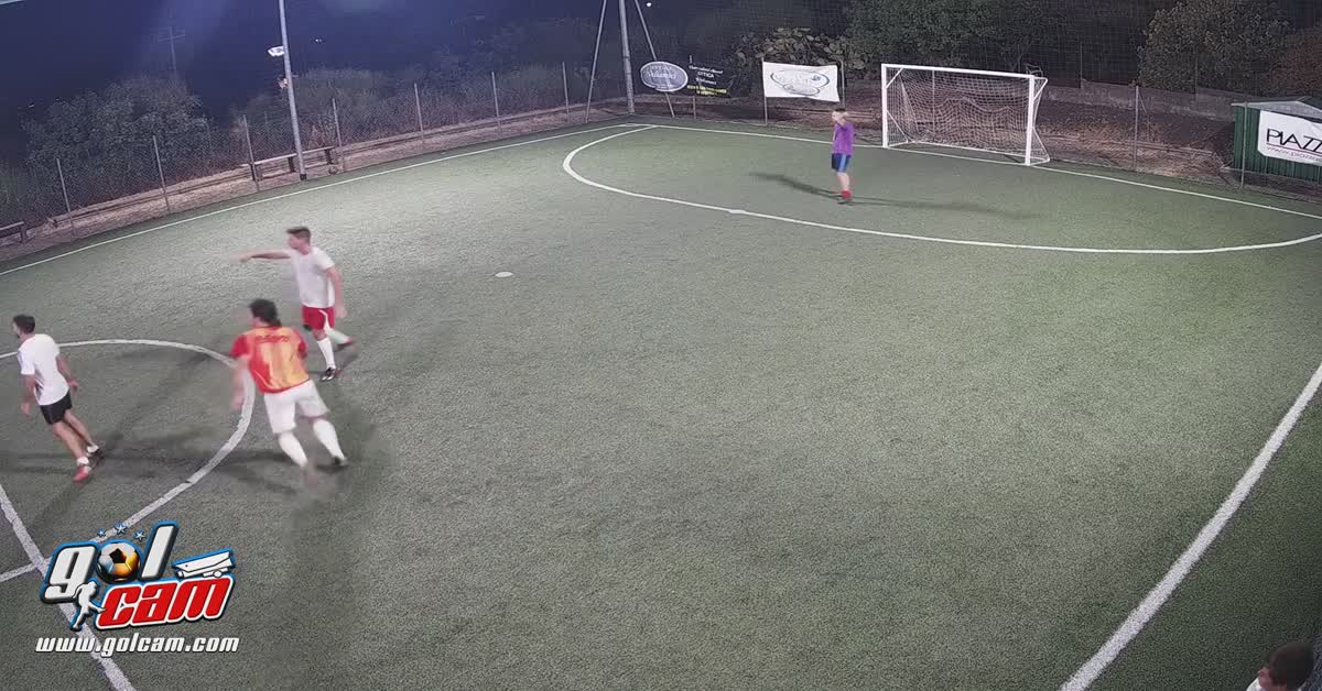 Tiro da fuori