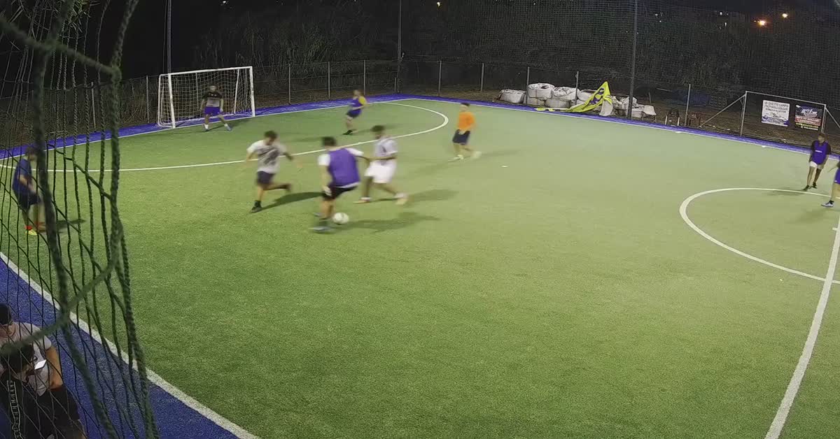 dribling a centrocampo