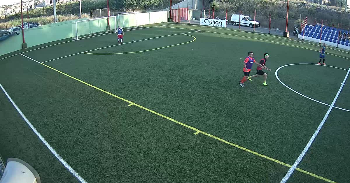 Gol angolato basso