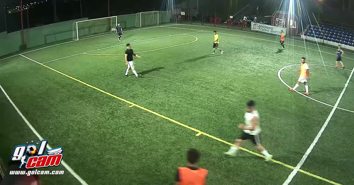 Dribbling e gol