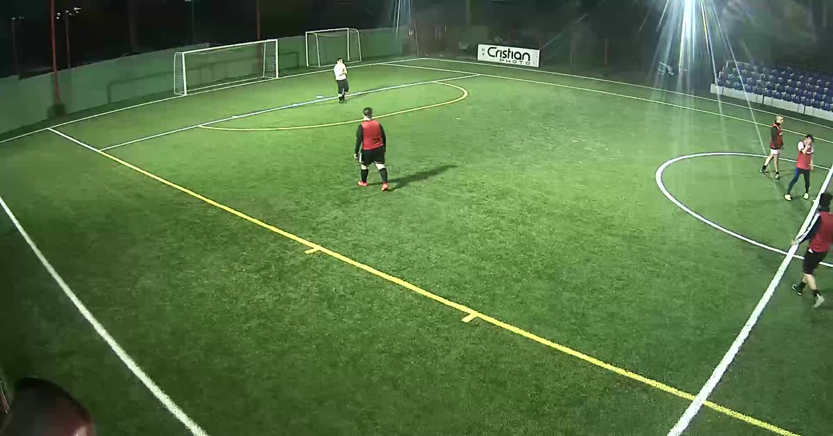 Gol dalla metà campo