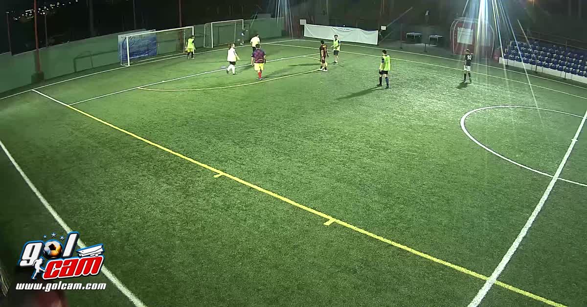 Gol1 da calcio d?angolo 